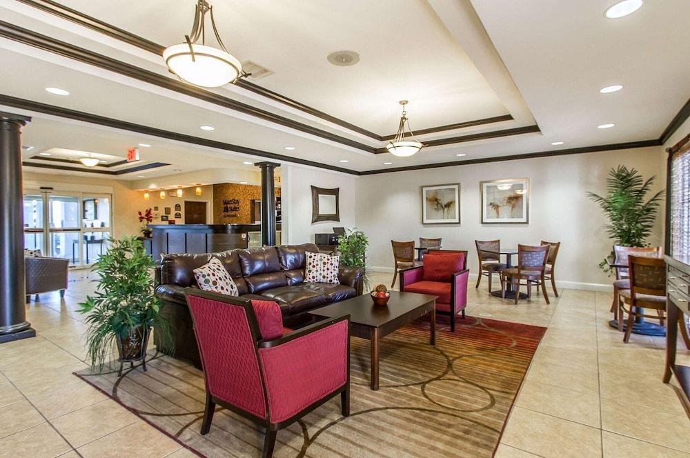 Comfort Suites Кларксвилл Экстерьер фото