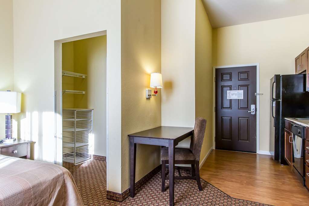 Comfort Suites Кларксвилл Номер фото